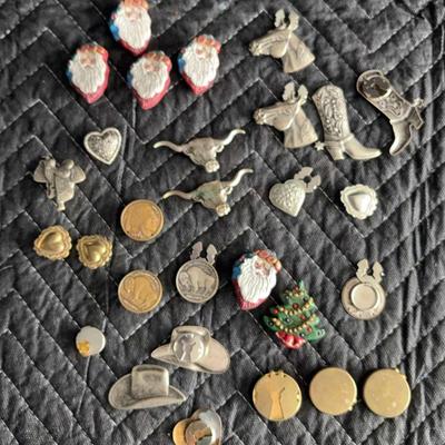 Vintage Button Covers Western, Coin, And Christmas Themed 