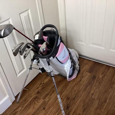 Left Handed Golf Cubs W/ Bag