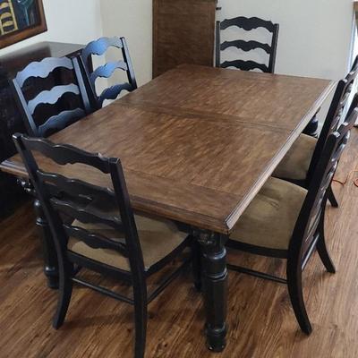 Dining Room Table W/ 6 Chairs