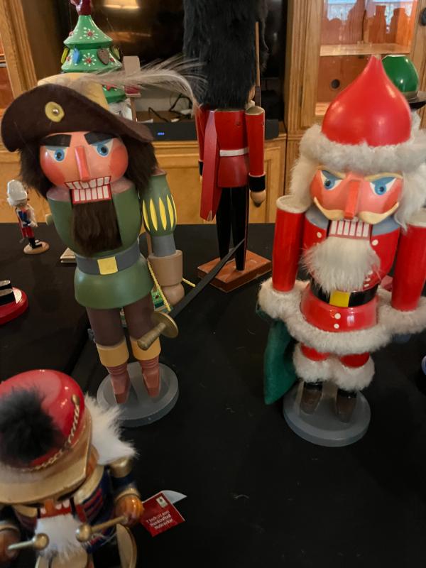 Sale Photo Thumbnail #294
