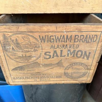 Wooden box