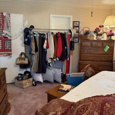 Sale Photo Thumbnail #489