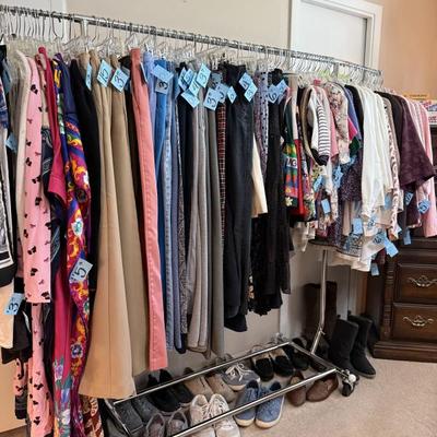 Sale Photo Thumbnail #472