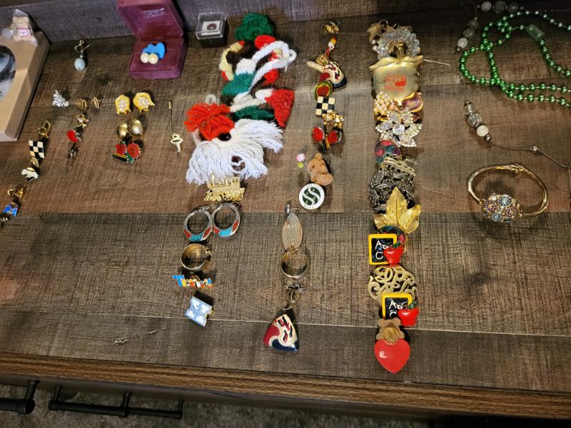 Sale Photo Thumbnail #32