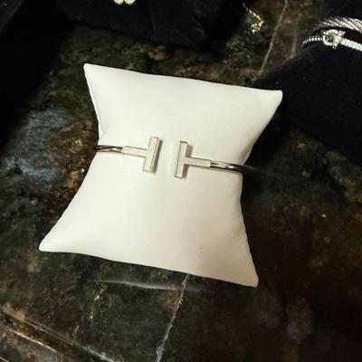 Sale Photo Thumbnail #57