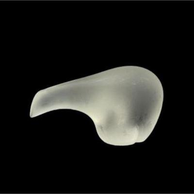 Lot 101   
Frosted Glass Abstract Polar Bear Figurine