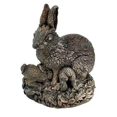 Lot 100-028   
Metzke Fine Pewter Rabbit Figurine