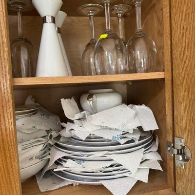 Sale Photo Thumbnail #122: fine china