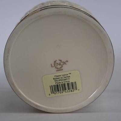 Sale Photo Thumbnail #642