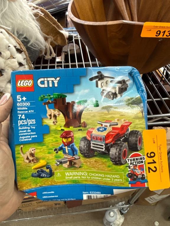 Sale Photo Thumbnail #367