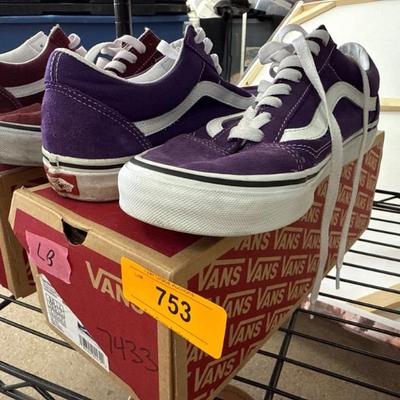 Sale Photo Thumbnail #206
