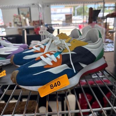 Sale Photo Thumbnail #293