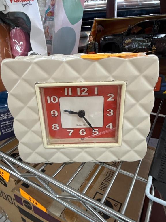 Sale Photo Thumbnail #370