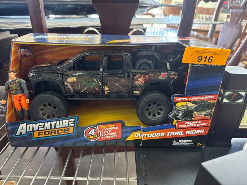 Sale Photo Thumbnail #371