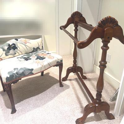 Dressing Chair, Upholstered & Blanket Rack