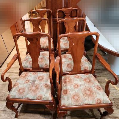Set Of 6 Queen Anne Style Wooden Dining Room Chairs