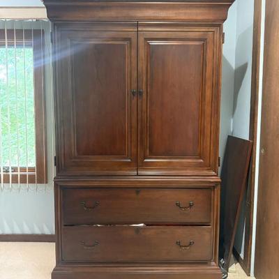 Sale Photo Thumbnail #328