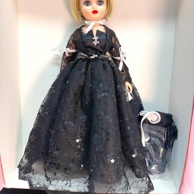 New York Cissy #26920 By Madame Alexander 