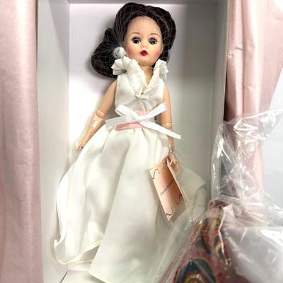 Dressing Gown Scarlett O’Hara 272/350 # 61590 By Madame Alexander Lot2