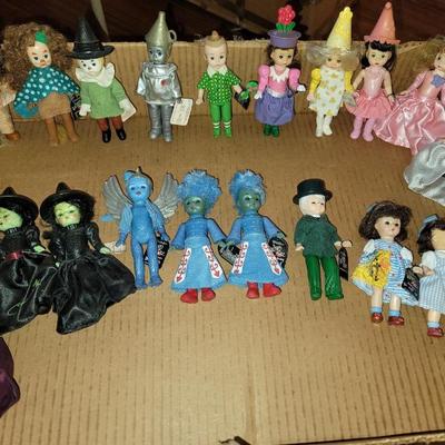2008 McDonalds Wizard of Oz miniature Madame Alexander complete set. Collectors Edition.