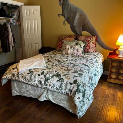 Sale Photo Thumbnail #157