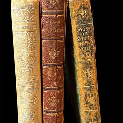Vintage Books- 