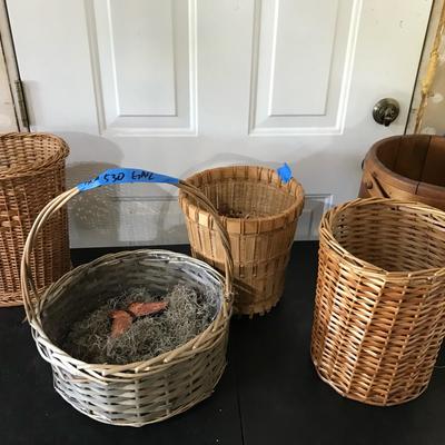 Assorted Baskets 