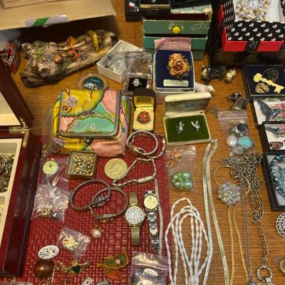 Sale Photo Thumbnail #111