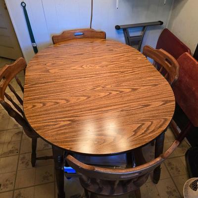 Sale Photo Thumbnail #168: Kitchen table & 4 chairs