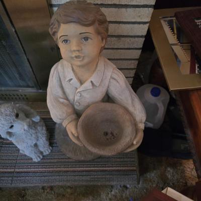 Sale Photo Thumbnail #180: Cement figures
