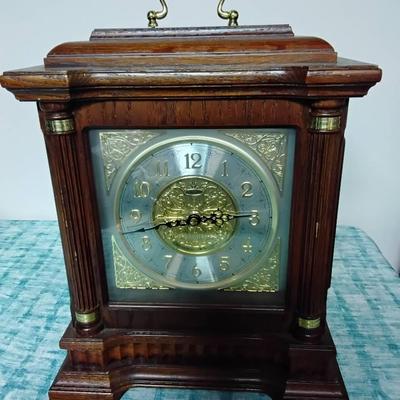 Seiko Mantle Clock With Electronic Chime
