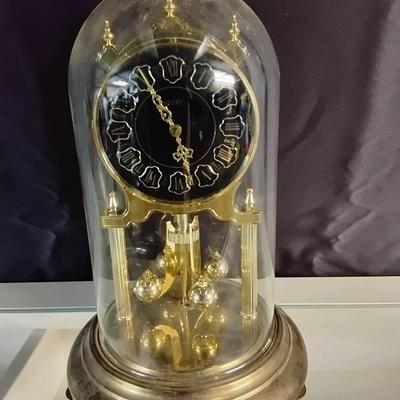 Seiko Quartz Anniversary Clock 