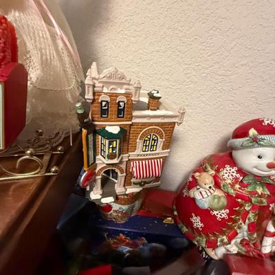 Sale Photo Thumbnail #373