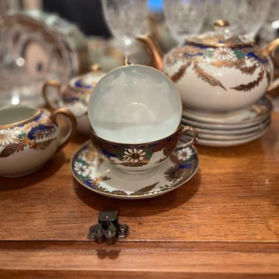 Sale Photo Thumbnail #164: Vintage