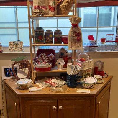 Red & White Kitchen Decor