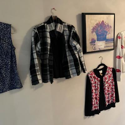 Sale Photo Thumbnail #108: Fashion