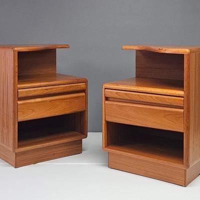 Sale Photo Thumbnail #40: Danish 