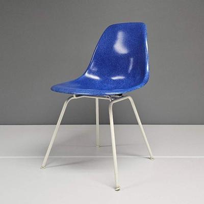 Sale Photo Thumbnail #2: Eames Herman Miller