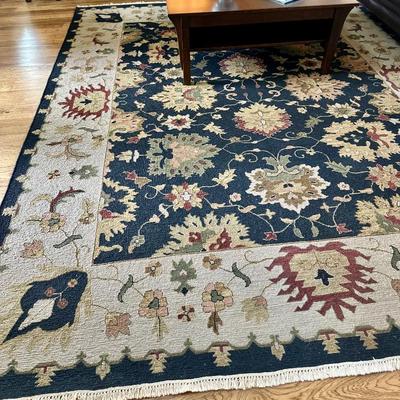 100% Hand Knotted Wool Soumak wool area rug