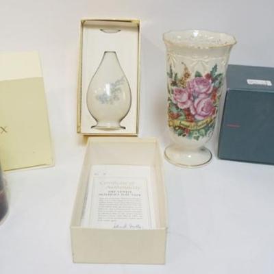 Sale Photo Thumbnail #154: 1154	LENOX CHINA GROUP, SEASONS GREETINGS LTD ED 1999, LIGHT OF PEACE, MOTHERS DAY VASE, TALLEST APPROXIMATELY 9 IN HIGH
