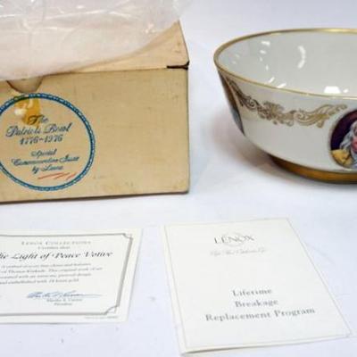 Sale Photo Thumbnail #151: 1151	LENOX CHINA *THE PATRIOTS BOWL* APPROXIMATELY 9 1/2 IN X 4 IN
