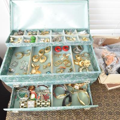 Sale Photo Thumbnail #36