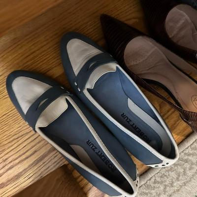Sale Photo Thumbnail #138