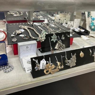 Sale Photo Thumbnail #72