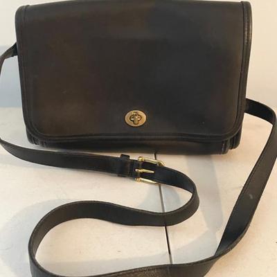 Vintage Coach Black Leather Ridgefield Flap Bag 