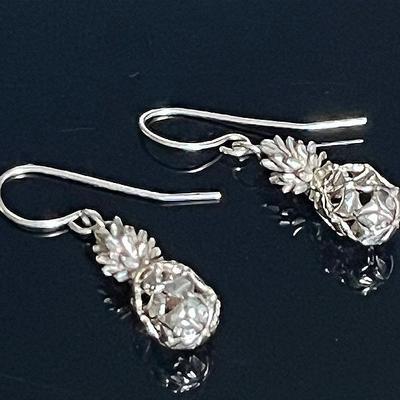 585 14K Yellow Gold Filigree Pineapple Drop Earrings 