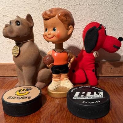 Cincinnati & Local Collectibles (5) With Early Bobblehead, Flocked Dog Bank, Etc