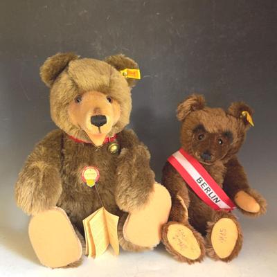 Two Steiff Jointed Teddy Bears 