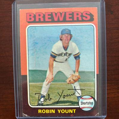 1975 Topps Baseball Card. Robin Yount Rookie Card, # 223 