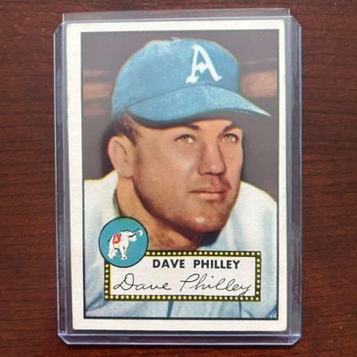 1952 Topps Baseball Card.  Dave Philley - Philadelphia Athletics #226